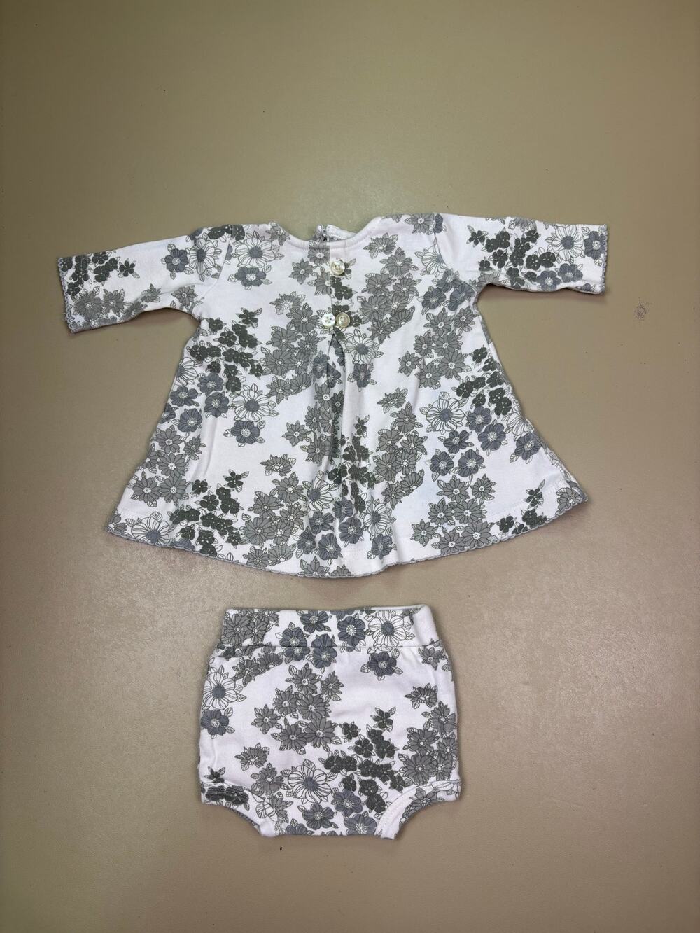 Kate Quinn Baby Girls 0-3M Floral Dress Bloomers Set Organic Cotton Gray White